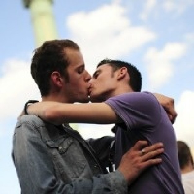 L'autre effet du mariage gay: les hommes vivent plus longtemp