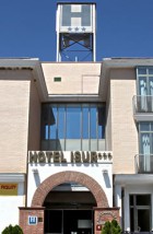 Hotel Isur ***
