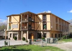 Hotel Los Arenales Del Jerte