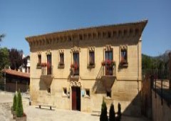 Palacio De Samaniego
