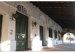 Hotel Briones