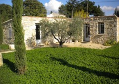 Mas de la Croix d'Arles
