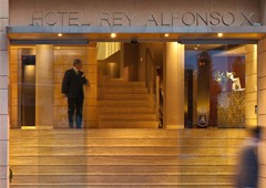Hotel Rey Alfonso X 