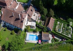 Chateau De Mathod