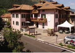 Hotel Dolomiti***