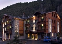 Aparthotel & Bungalows