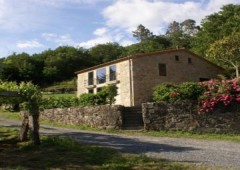 Casa De Afora Y Casa Do Cebro