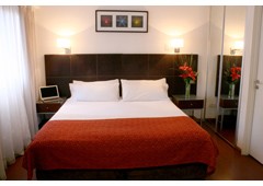 Cordoba 860 Suites