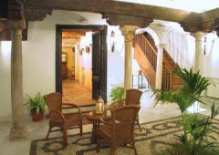 Casa Del Capitel Nazari 