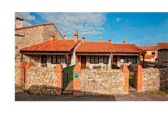 Apartamentos Rurales Las CabaÑas De Pimiango (3 Llaves) 