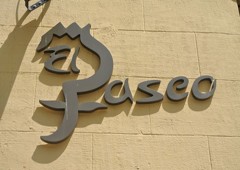 Restaurante Puerta De Los Tristes Y El Paseo 