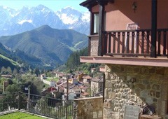 Apartamentos La Montaña 