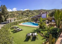 Casa Rural Paco Y ToÑi
